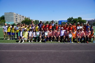 В Элисте продолжаются матчи в рамках Городской лиги соревнований юных футболистов «Кожаный мяч»